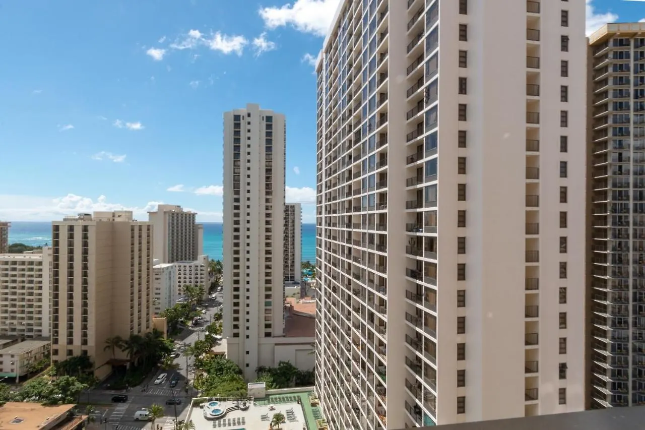 Deluxe Waikiki Banyan Condos - Free Parking & Wifi Honolulu