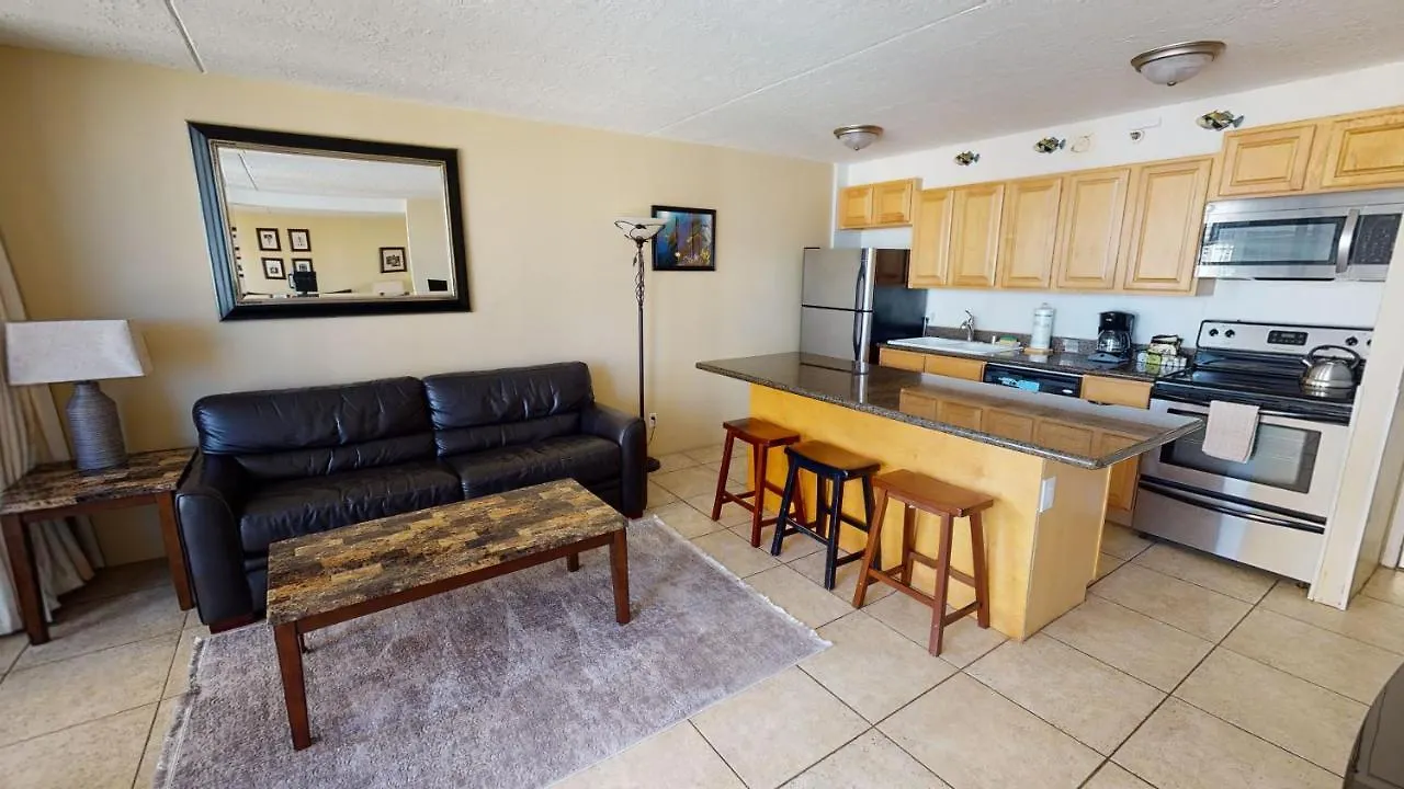Deluxe Waikiki Banyan Condos - Free Parking & Wifi Honolulu