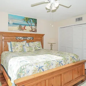 King Bed - Walk To St. Armand's Circle And Lido Beach In Minutes! Sarasota